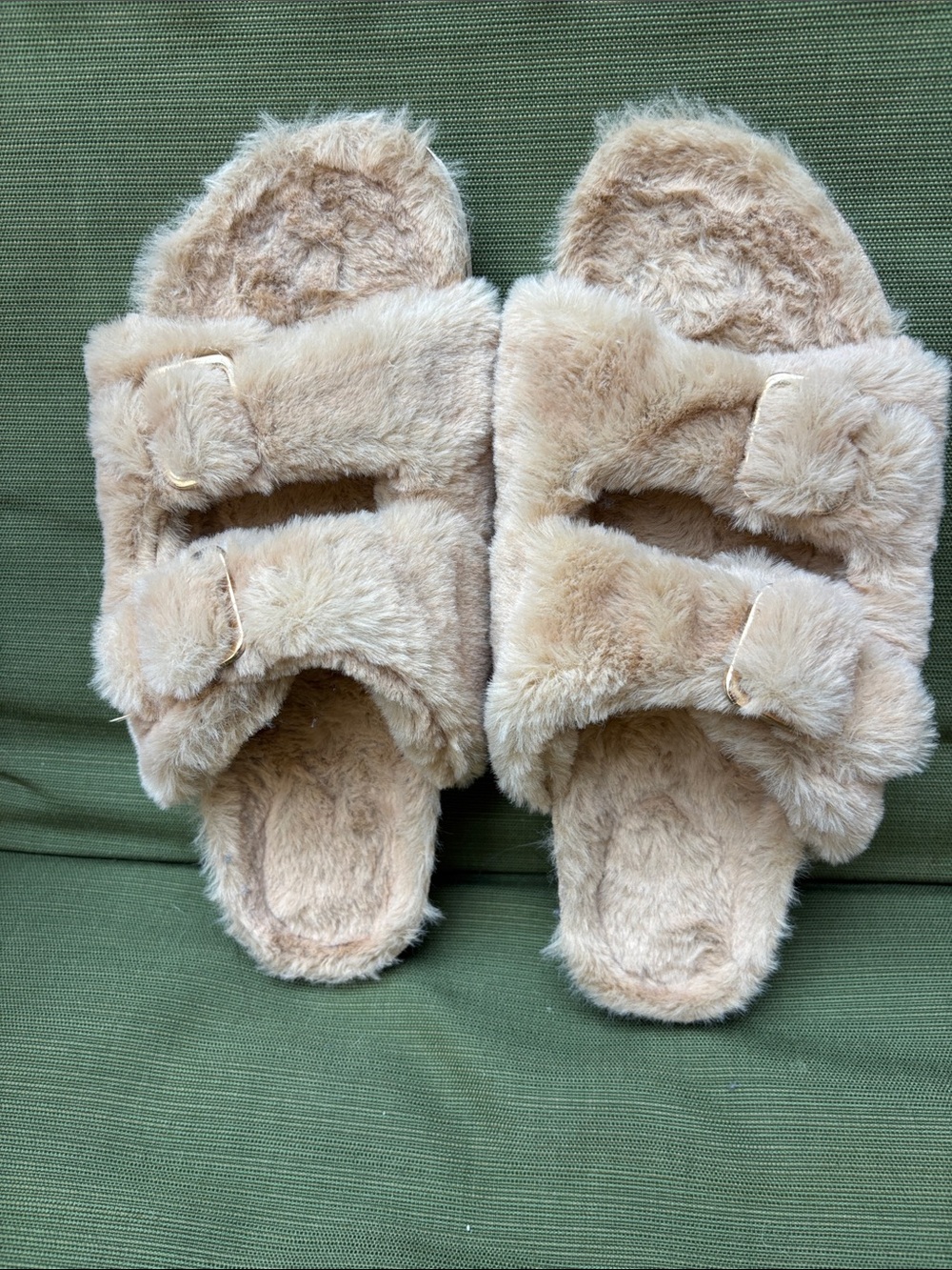 Fitori women’s open toe slipper with cozy lining, faux rabbit fur - size 8.5